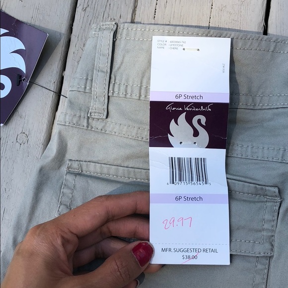 Gloria Vanderbilt Capri - Picture 5 of 5